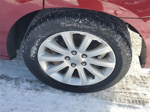 Used 2011 Chrysler 200 Touring w/ Cold Weather Group image 5