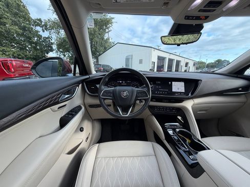 Used 2023 Buick Envision Avenir AWD/4WD image 2
