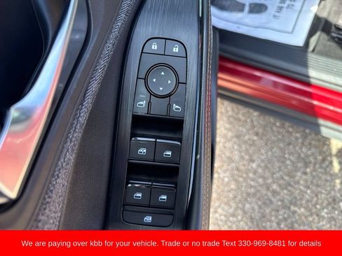 Used 2022 Nissan Rogue SV AWD/4WD image 11