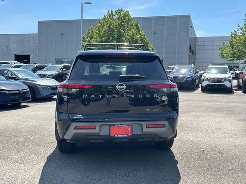 New 2026 Nissan Pathfinder SL AWD/4WD image 5