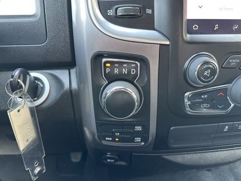 Used 2022 RAM 1500 Classic Warlock AWD/4WD image 34