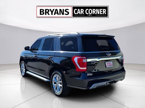 Used 2020 Ford Expedition XLT w/ Equipment Group 202A image 3