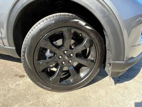 Used 2023 Ford Explorer ST-Line w/ Class IV Trailer Tow Package AWD/4WD image 17