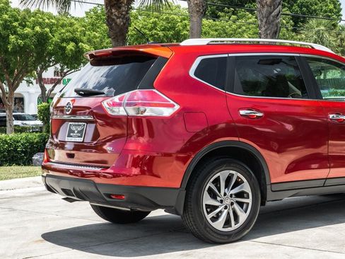 Used 2015 Nissan Rogue SL w/ SL Premium Package FWD image 7