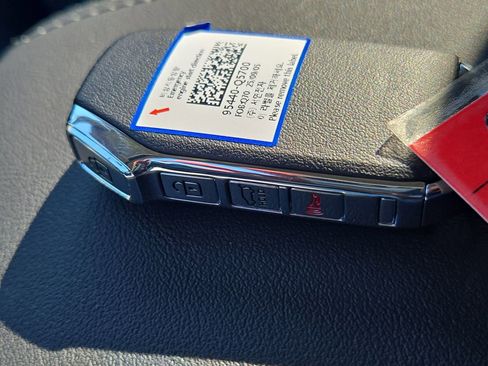 New 2026 Kia Seltos SX image 33