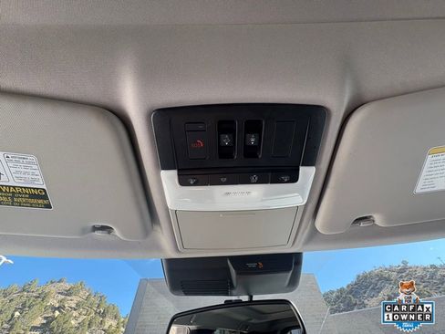 Used 2023 Mitsubishi Outlander SE image 23