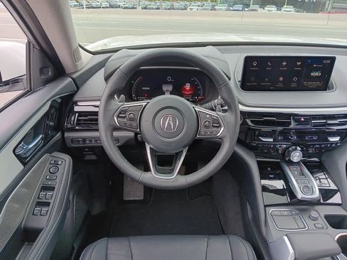 Used 2023 Acura MDX SH-AWD w/ Technology Package image 27