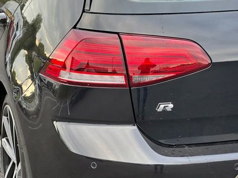 Used 2019 Volkswagen Golf R 4-Door AWD/4WD image 16