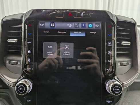 New 2025 RAM 2500 Tradesman image 19