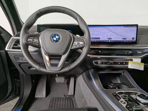 New 2026 BMW X5 xDrive50e w/ Executive Package AWD/4WD image 18