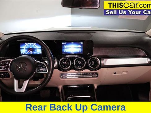 Used 2022 Mercedes-Benz GLB 250 image 17