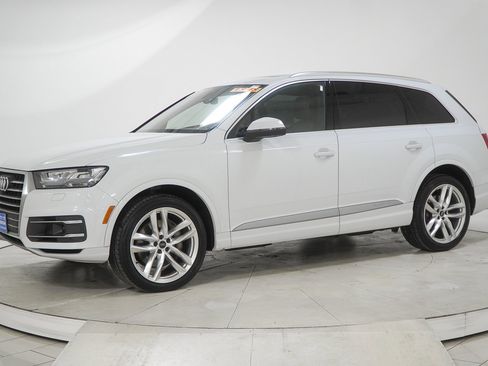 Used 2018 Audi Q7 3.0T Prestige w/ Prestige Package image 4