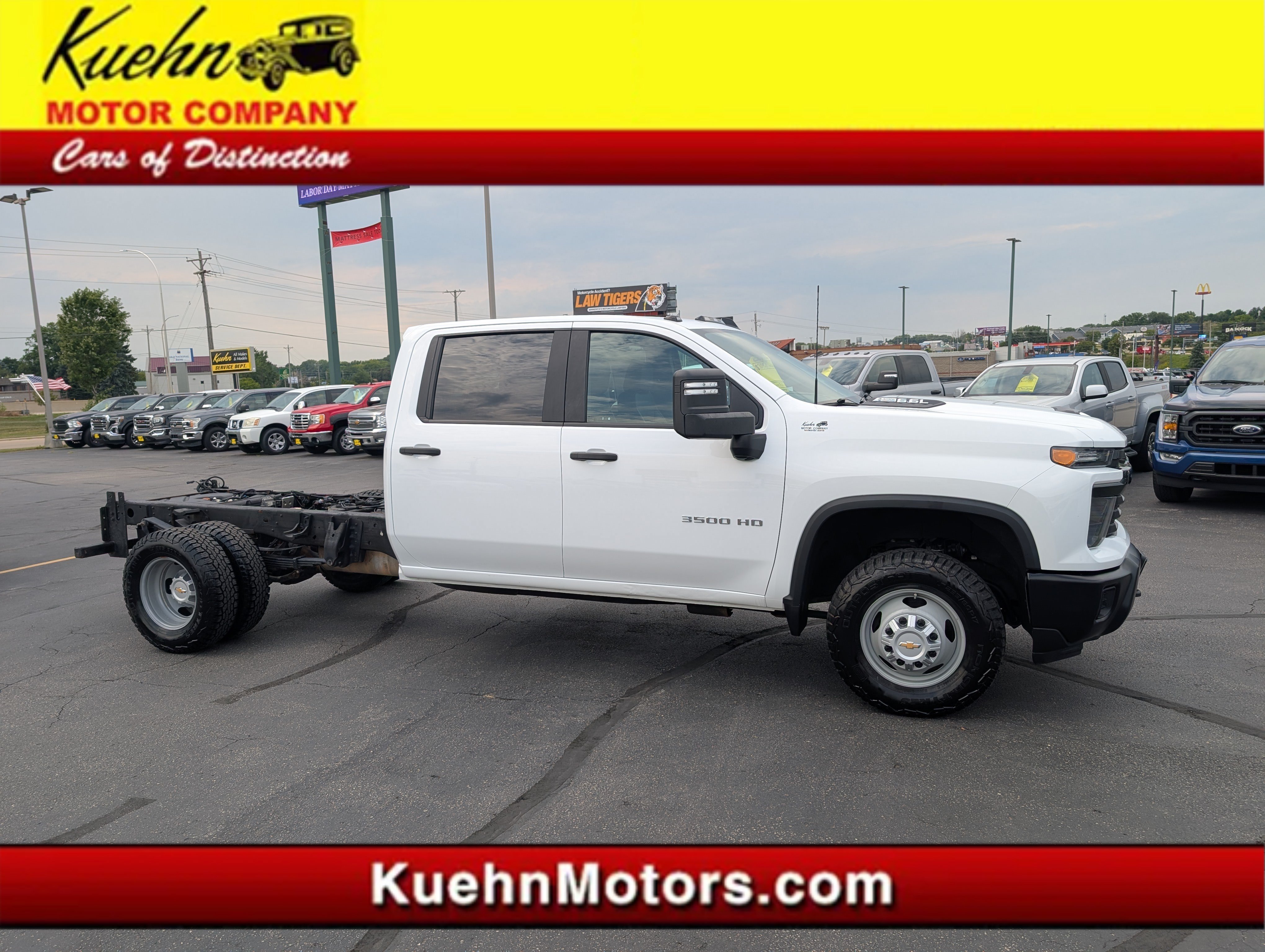 Used 2024 Chevrolet Silverado 3500 W/T w/ WT Convenience Package AWD/4WD image 1