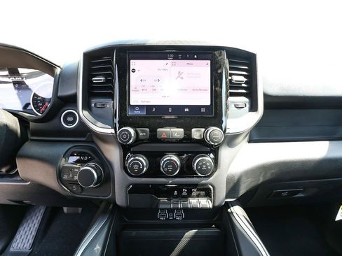 New 2026 RAM 1500 Express AWD/4WD image 16