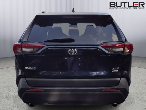 Used 2024 Toyota RAV4 XLE image 8