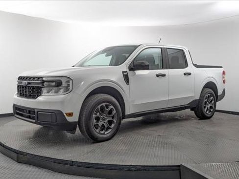 Used 2024 Ford Maverick XLT w/ Equipment Group 300A Standard AWD/4WD image 2