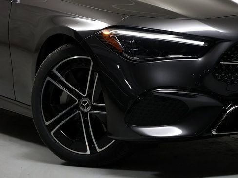 Certified 2026 Mercedes-Benz CLE 300 4MATIC Coupe image 3