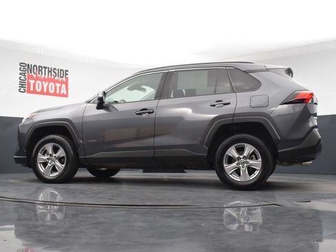 Used 2025 Toyota RAV4 XLE FWD image 25