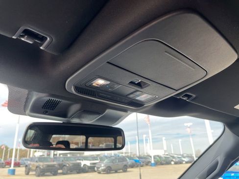 Used 2025 Ford F150 XLT w/ Equipment Group 302A MID image 18