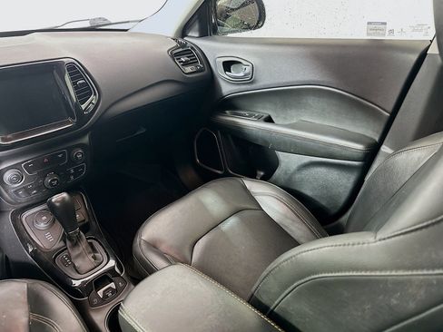 Used 2018 Jeep Compass Limited AWD/4WD image 22