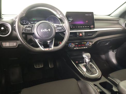 Used 2024 Kia Forte GT-Line w/ GT-Line Premium Package FWD image 2