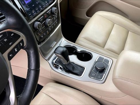 Used 2021 Jeep Grand Cherokee Limited image 15