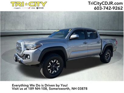 Used 2017 Toyota Tacoma TRD Off-Road w/ Tow Package (A/T)