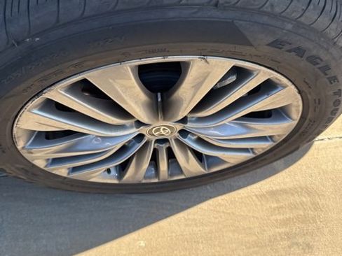 Used 2020 Toyota Highlander Platinum image 13