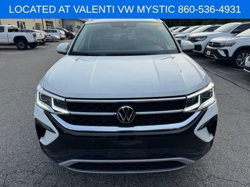 Certified 2023 Volkswagen Taos SEL AWD/4WD image 2