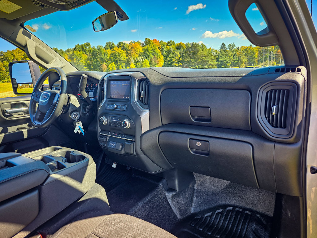 Used 2022 GMC Sierra 3500 Pro w/ Convenience Package AWD/4WD image 32