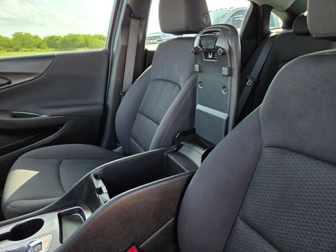 Used 2023 Chevrolet Malibu LS FWD image 30