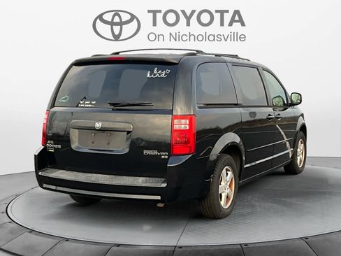 Used 2010 Dodge Grand Caravan SE w/ Popular Equipment Group image 5