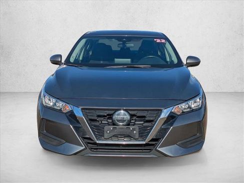 Used 2022 Nissan Sentra SV image 2