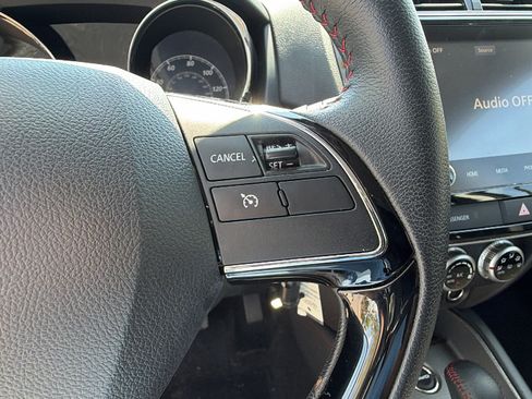 Used 2025 Mitsubishi Outlander Sport AWD image 28