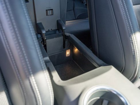 Used 2024 Ford Mustang GT Premium image 19