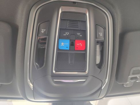 New 2026 Jeep Grand Cherokee Laredo RWD image 7