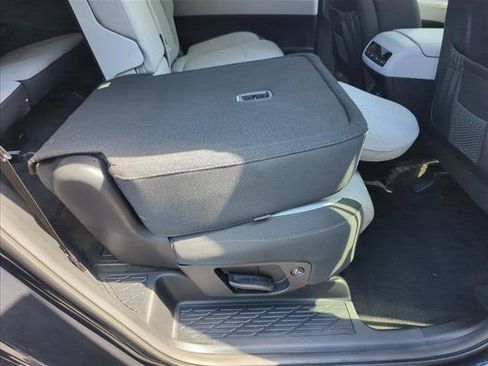 Used 2025 Hyundai Palisade SE FWD image 26