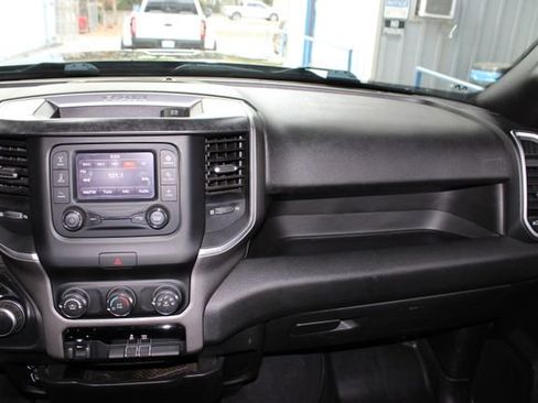 Used 2021 RAM 2500 Big Horn image 26