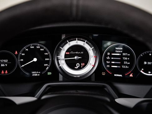 Certified 2022 Porsche 911 Turbo S AWD/4WD image 15