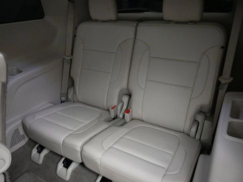 Used 2020 GMC Acadia Denali w/ Trailering Package image 12