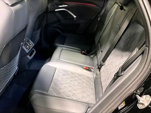 New 2025 Audi SQ5 Premium Plus image 19