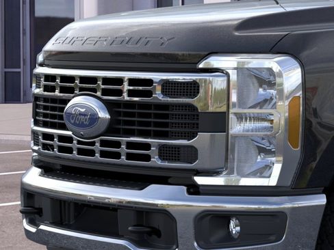 New 2026 Ford F250 XLT w/ Tremor Off-Road Package AWD/4WD image 17
