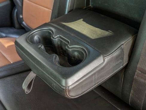 Used 2022 Chevrolet Silverado 3500 High Country image 38