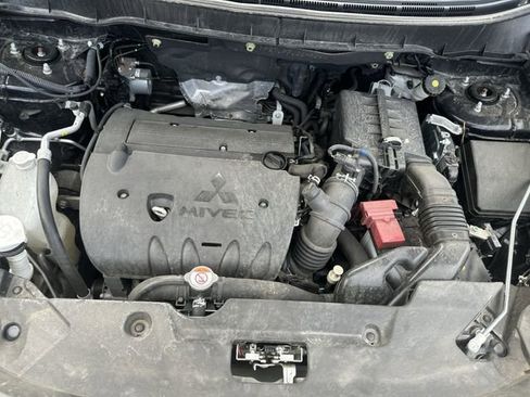 Used 2025 Mitsubishi Outlander Sport SE image 19