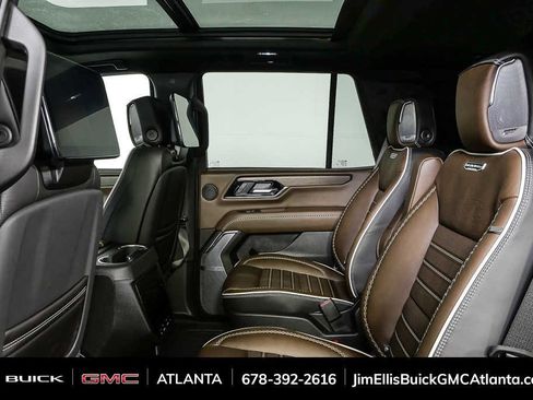 Used 2026 GMC Yukon Denali Ultimate AWD/4WD image 18