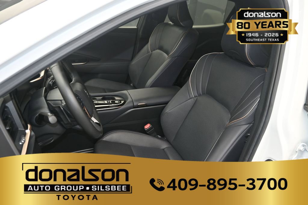 Used 2024 Toyota Crown Platinum AWD/4WD image 11