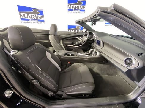 Used 2024 Chevrolet Camaro LT RWD image 33