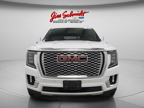 Used 2024 GMC Yukon XL Denali w/ Max Trailering Package AWD/4WD image 3