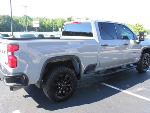 Used 2024 Chevrolet Silverado 2500 Custom w/ Custom Value Package AWD/4WD image 6