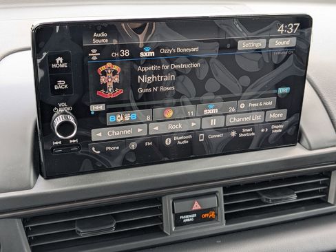 New 2025 Honda Pilot TrailSport image 13